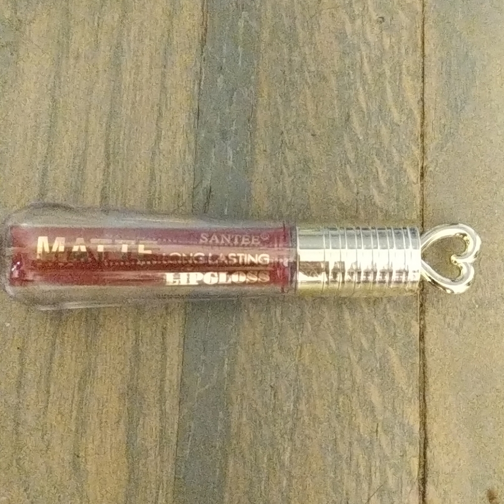 Santee Long Lasting Matte Lip Gloss